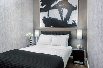 Others 5, Park West Hotel, New York