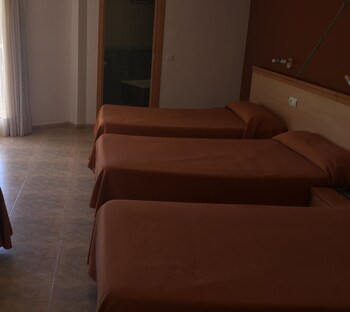 Others 5, Hotel Mediterrani Blau, Tarragona