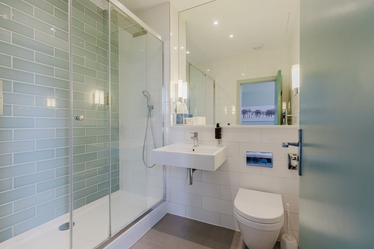 Bathroom 4, The Lancaster Hotel, London