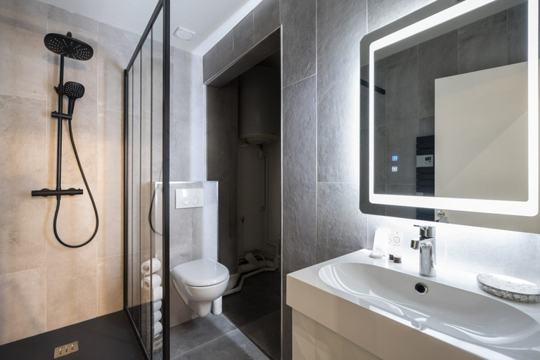 Bathroom, Charming apartment 2BR/6P - Place d'Italie, Paris