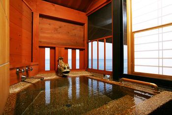 Others 3, Hotel Isaba, Numazu