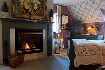 Others 4, Le Petit Clocher Gîte Touristique B&B, Les Pays-d'en-Haut