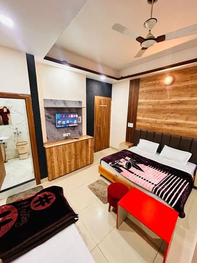 Room 4, Kaushal Palace, Sikar