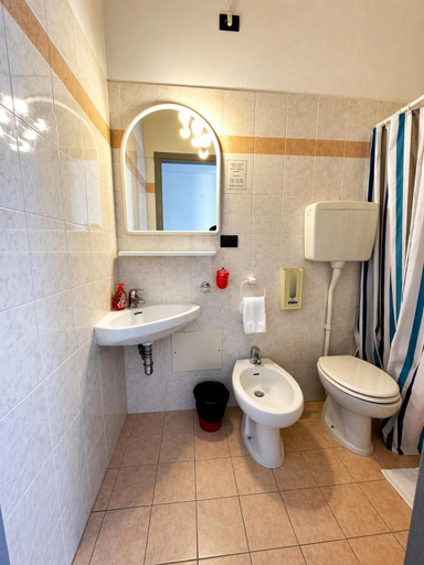 Bathroom 3, BaB Hotels and Apartments Helvetia, Parma