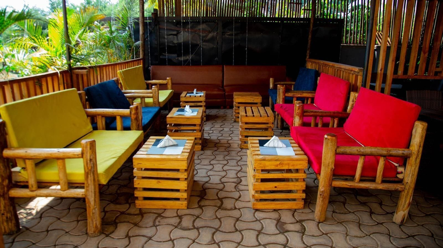 Food & Drinks 5, Noaz Hotel, Jinja