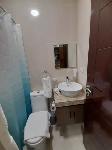 Bathroom 4, Manzil Anilao Cosy 2 Bedroom Apartment U2, Mabini