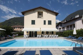 Others 3, Lakeside Holiday Resort, Como