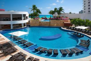 Others 3, Krystal Cancun, Benito Juárez
