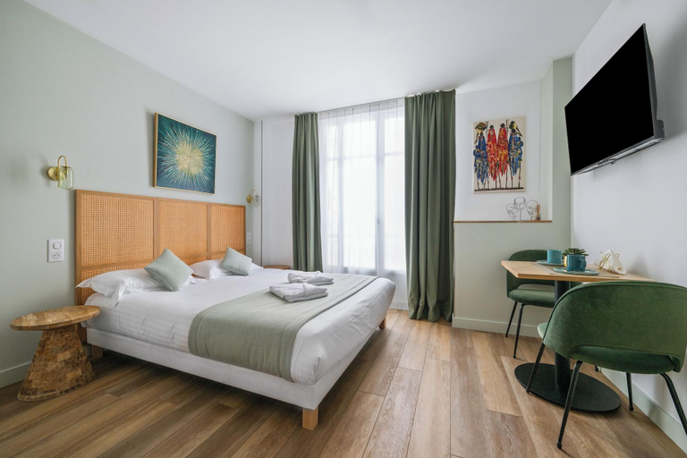 Bedroom 3, L'App-Art, Alpes-Maritimes