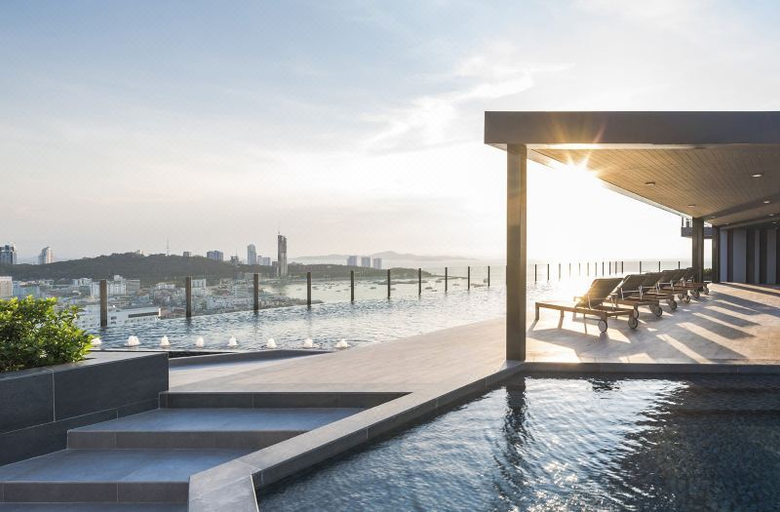 室外游泳池 5, WCC Serviced Apartment at The Base Central Pattaya, Pattaya