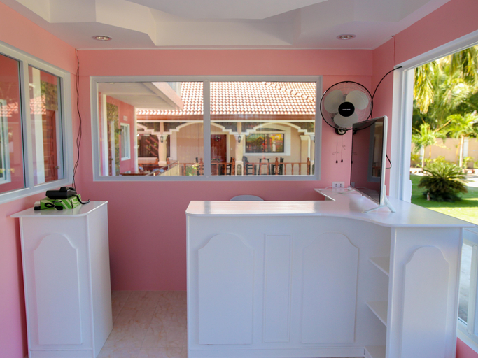Others 5, Luzmin BH - Pink House, Oslob