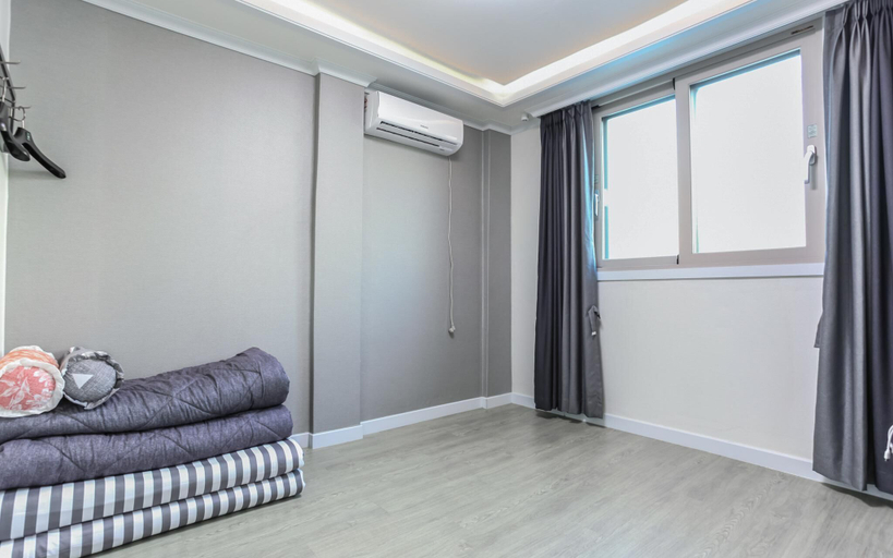 Bedroom 4, Gangneung Asra, Gangneung