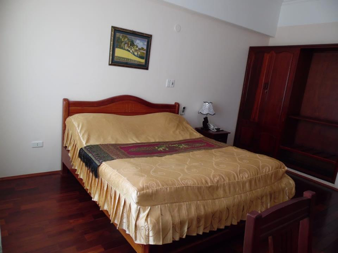 Bedroom 3, Xieng Khouang Hotel, Pek