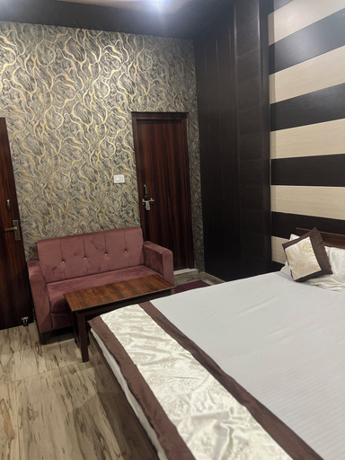 Room 3, Hotel Maya Palace-- Chhibramau, Kannauj