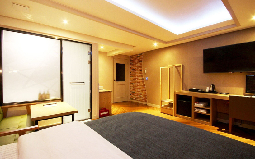 Bedroom 3, Busan Yongho-dong Hotel BONA THREE, Nam
