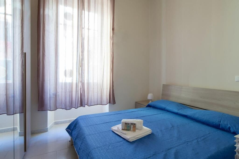 Others 1, Rent Rooms La Spezia, La Spezia