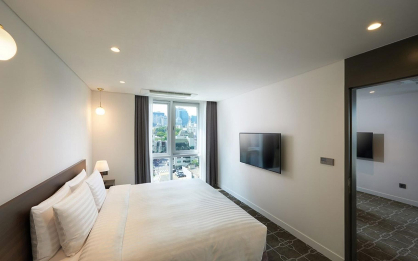 Others 4, Hotel Anobli, Gangnam