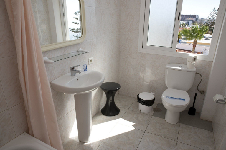 Bathroom, Roca Verde, Las Palmas