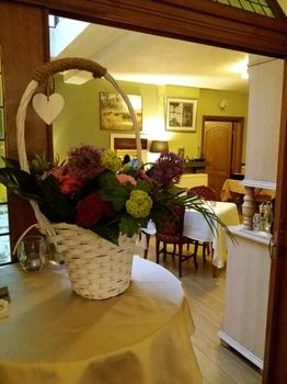 Others 5, Hotel 't Hert, Limburg