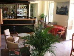 Public Area, Hôtel Victoria, Var
