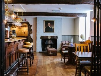 Others 4, Snooty Fox, Lancashire