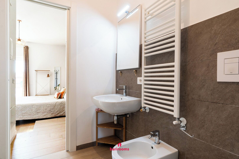 Bathroom 5, BARIROOMS - CARULLI SUITE, Bari