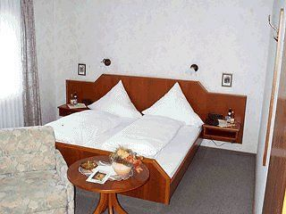 Others 3, Hotel-Restaurant bei Liebe's, Miltenberg