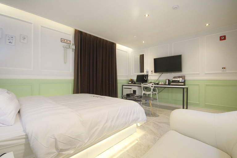 Bedroom 4, Yeosu Max Self check-in Motel, Yeosu