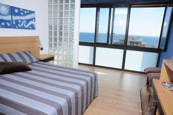 Others 5, Nettuno B&B, Catania