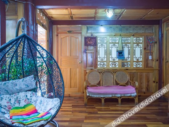 Others 3, Xiangzhi Hotel, Lijiang