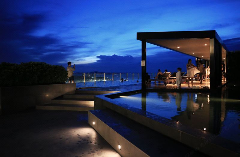 室��游泳池 2, WCC Serviced Apartment at The Base Central Pattaya, Pattaya