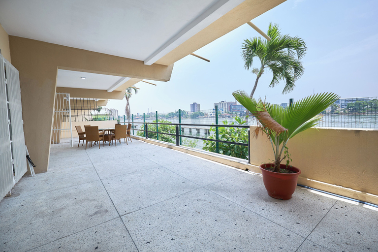 Outdoor dining, THE CARRINGTON SUITES, Eti-Osa