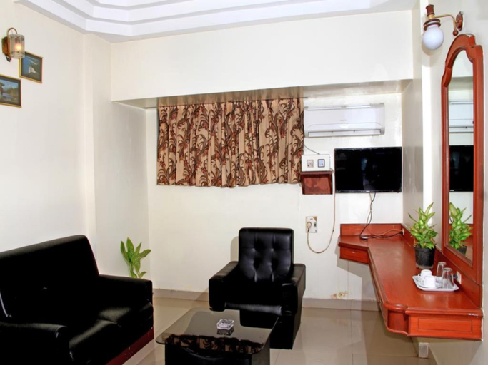 Others, Hotel Duke, Madurai