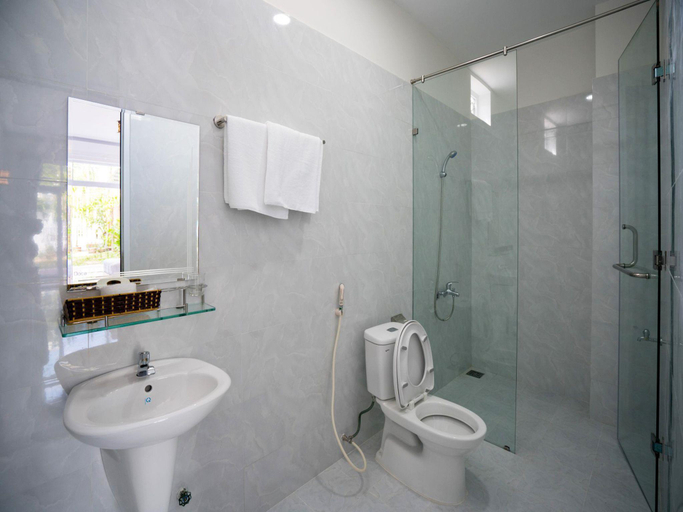 Bathroom, Oleander garden homestay, Da Nang