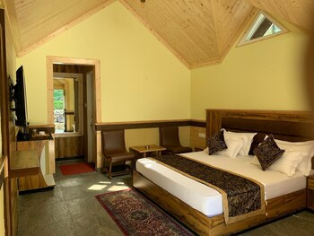 Others 5, Mashobra Greens, Shimla