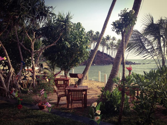 Others 5, Mirissa Seastar, Weligama