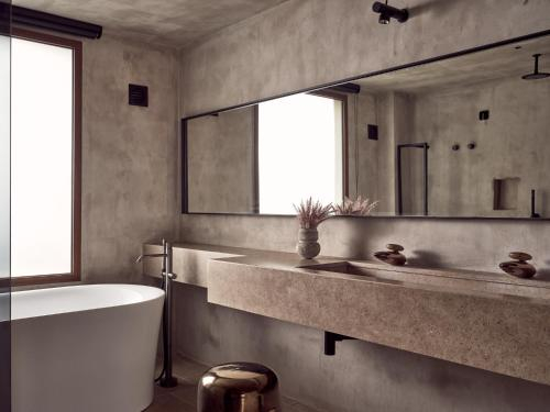 Bathroom 4, Acro Suites a Wellbeing Resort, Crete