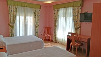 Guestroom 3, Hotel Real de Castilla, Valladolid