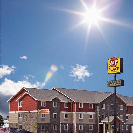 Exterior & Views, WoodSpring Suites Minot, Ward