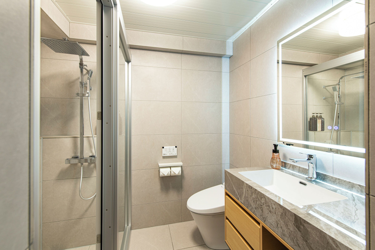 Bathroom 4, UE GARDEN RESORT, Tōgane
