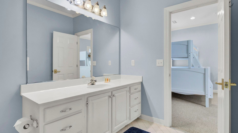 Interior 4, 5 Grand Pavilion by Avantstay Ocean View + Rooftop Deck, Charleston