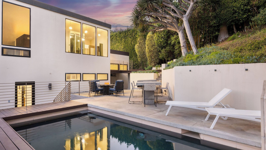 Sport & Beauty 5, Kings Road West Hollywood Luxury Pool, Views, Firepit, Modern Design, Los Angeles