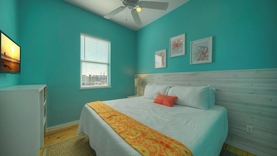 Bedroom 3, Private Pool+patio, Arcade Game, Walk to the Beach Ocean Devotion by Avantstay, Nueces