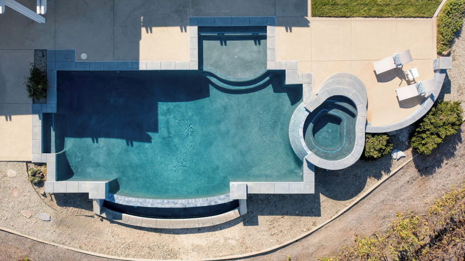 Sport & Beauty 3, Summit Ranch by Avantstay Infinity Pool + Views, Riverside