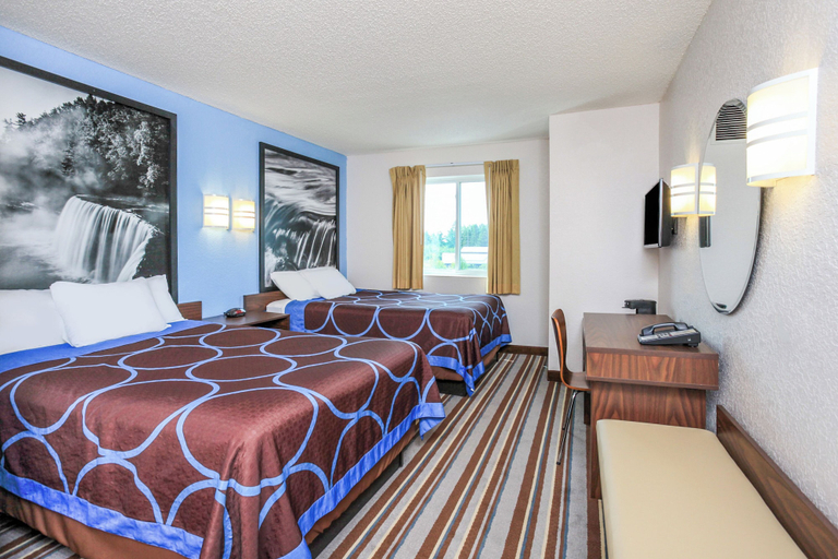 Bedroom 3, Super 8 by Wyndham Sault Ste. Marie, Chippewa
