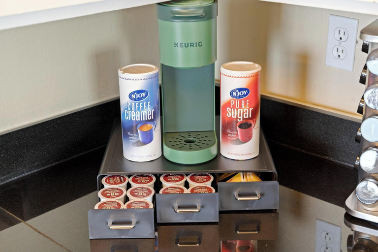 Bathroom amenities, Oceanview 2BR 1Bath Balcony Sunset Views, San Mateo