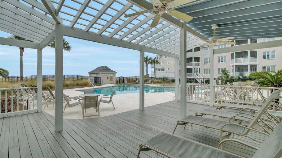 Sport & Beauty 5, 103 H Tidewater by Avantstay Walk to Beach Community Pool, Charleston