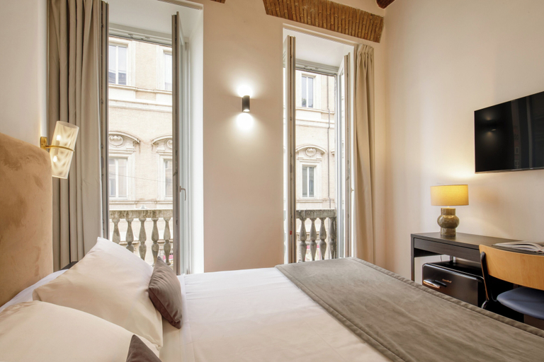 Room 3, Signature Rooms by Hannah Hotels Collection, Roma