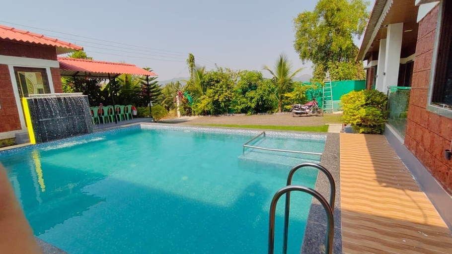 Pool 4, Maitri Resort, Raigarh