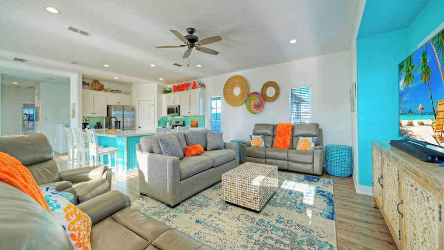 Interior 2, Barking Shark by Avantstay Coastal Home Private Pool, Beach Access, Game Room, Nueces